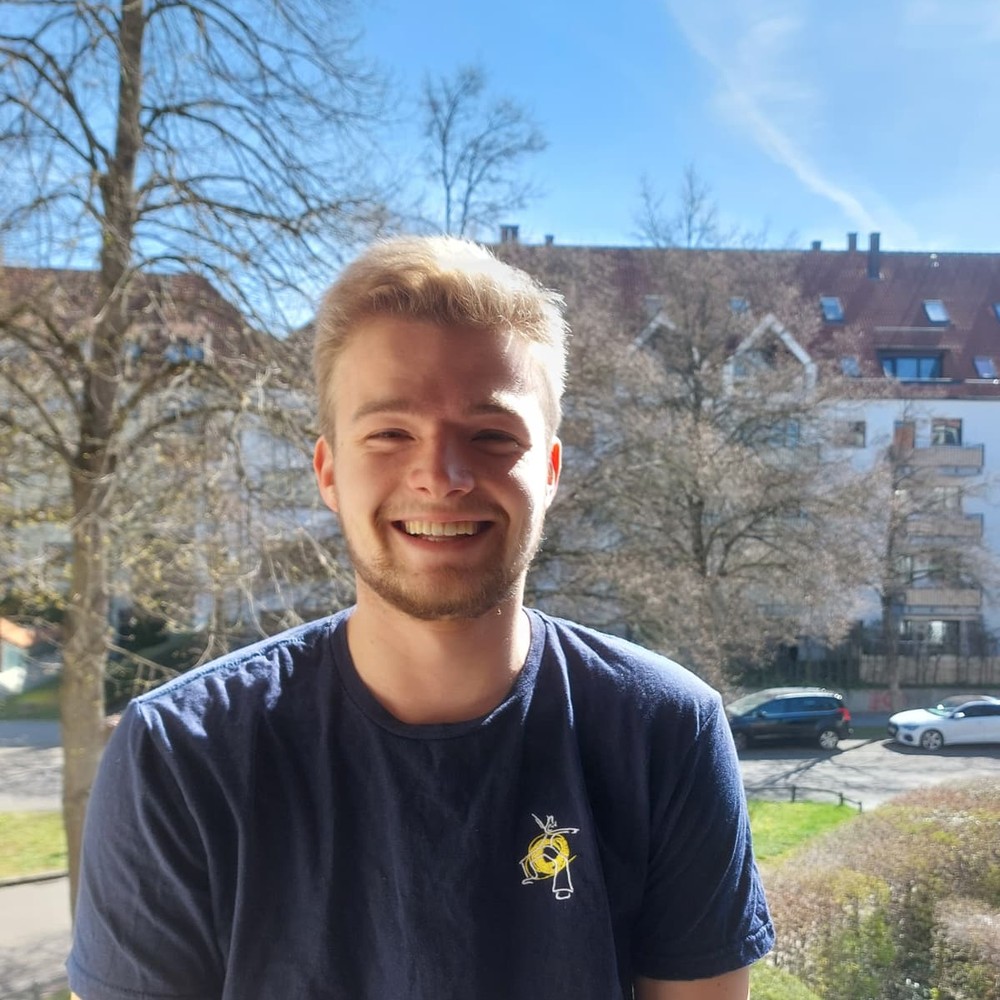 Portrait von Simon Klebel